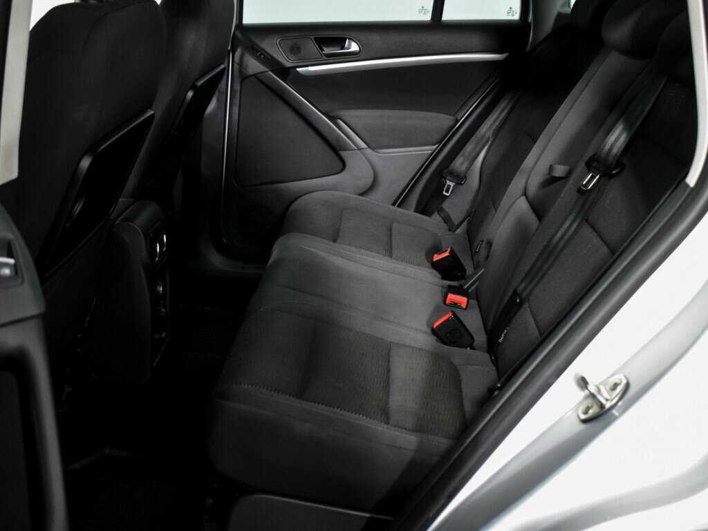 Volkswagen Tiguan с пробегом — 2012 год. Фото: #11