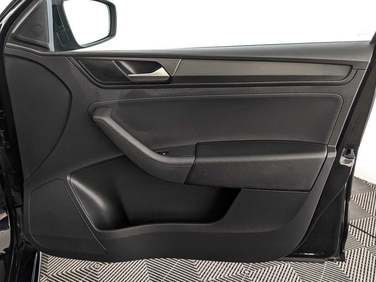 Volkswagen Polo с пробегом — 2020 год. Фото: #23