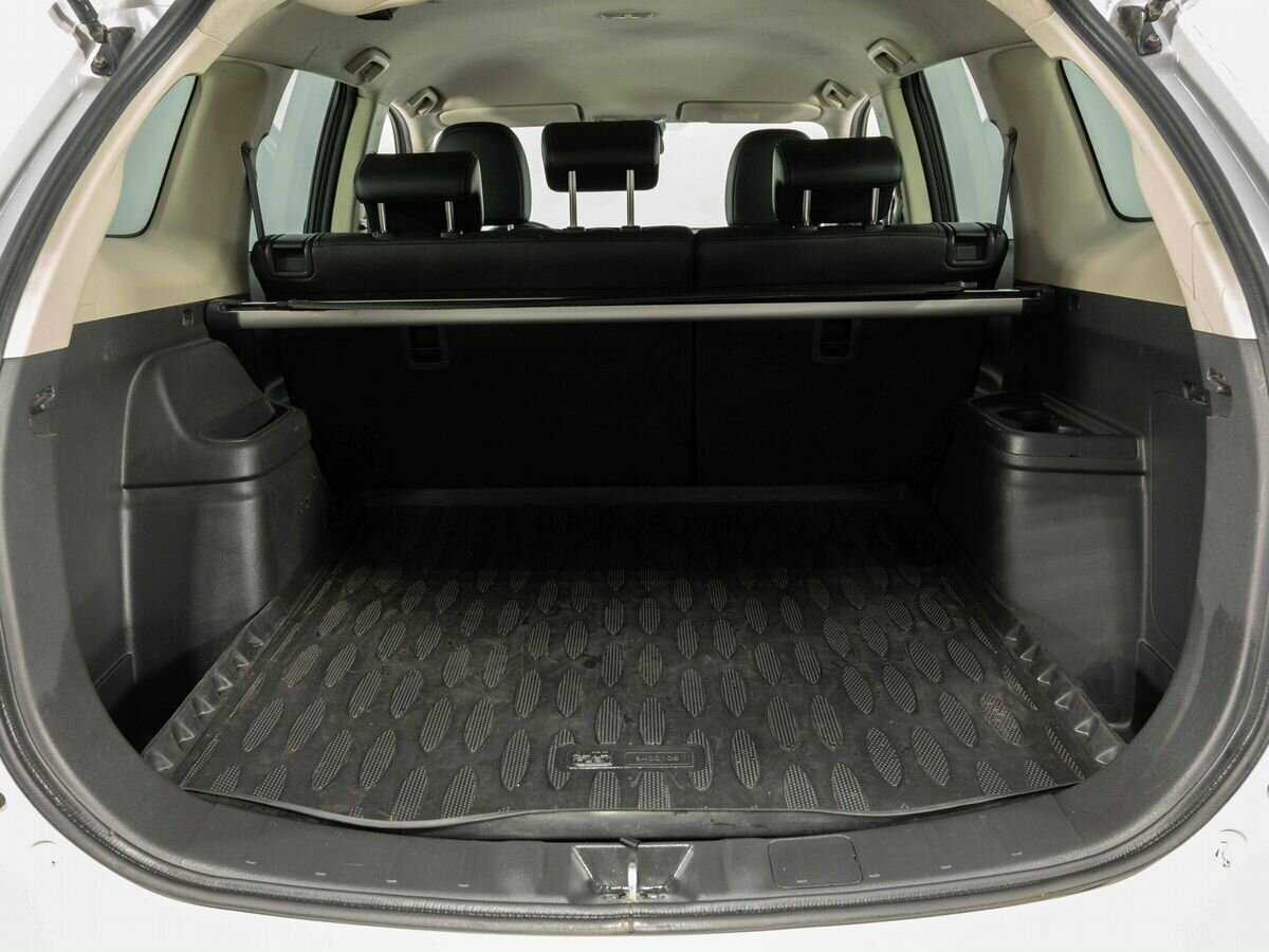 Mitsubishi Outlander с пробегом — 2012 год. Фото: #24