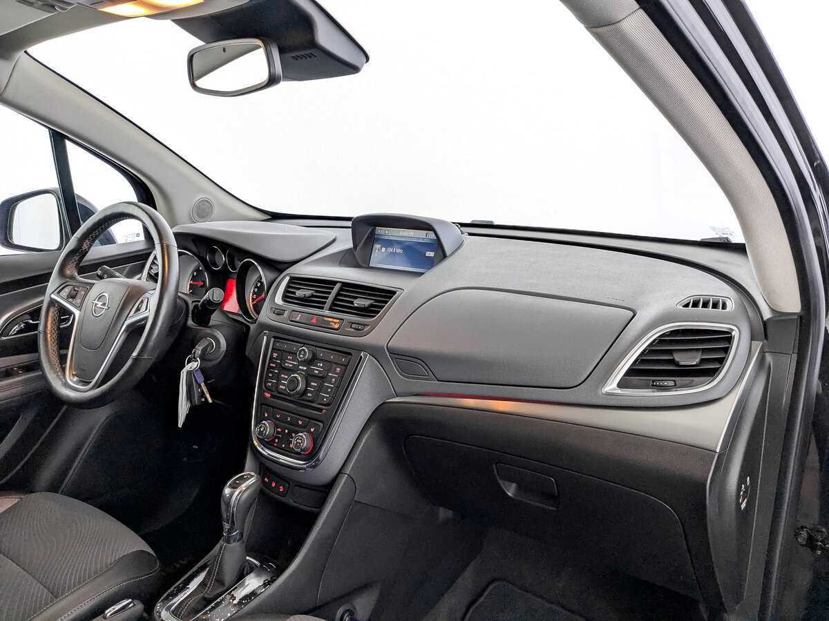 Opel Mokka с пробегом — 2013 год. Фото: #10