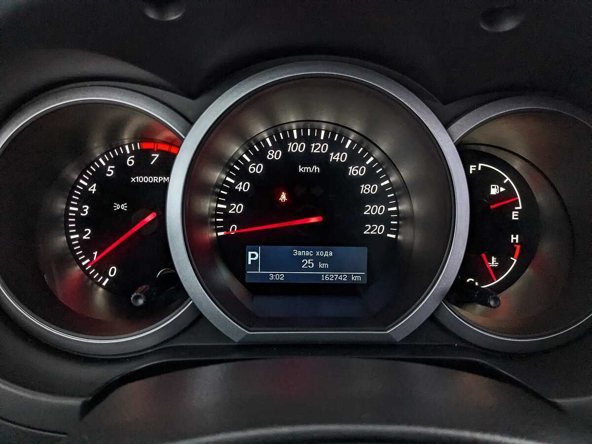 Suzuki Grand Vitara с пробегом — 2013 год. Фото: #15