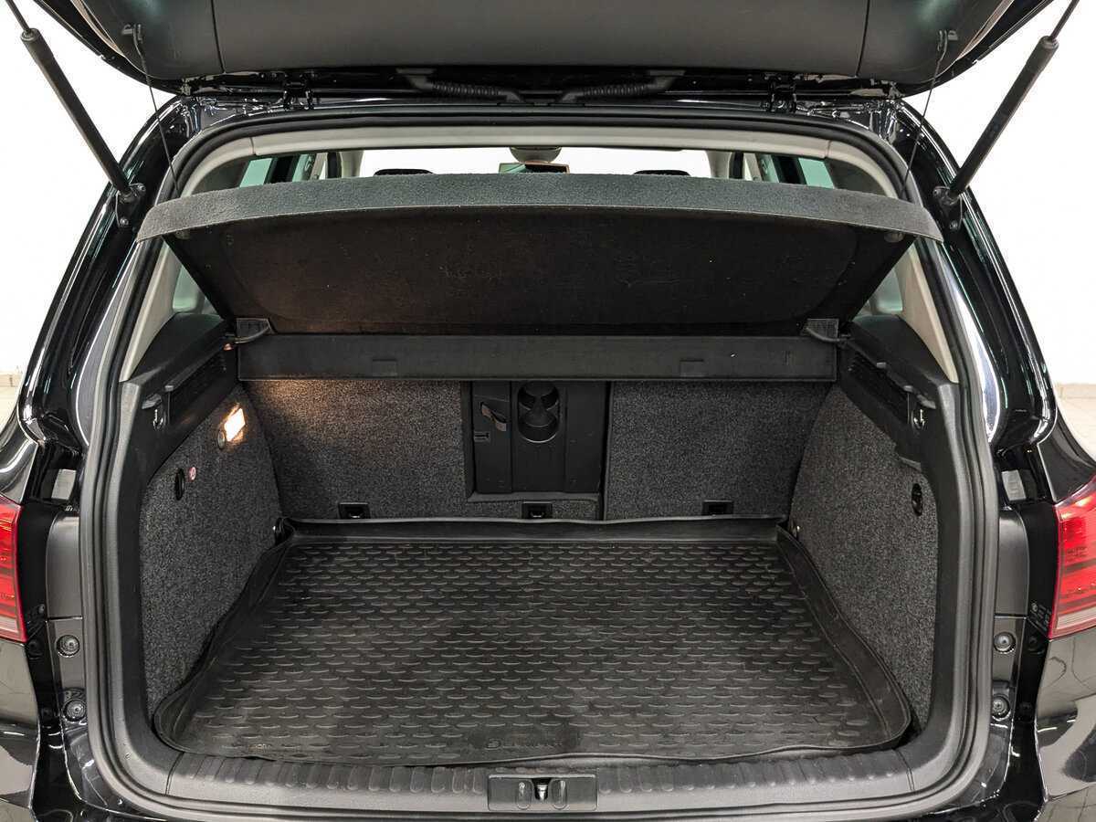 Volkswagen Tiguan с пробегом — 2015 год. Фото: #9