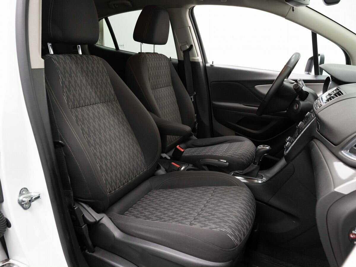 Opel Mokka с пробегом — 2013 год. Фото: #12