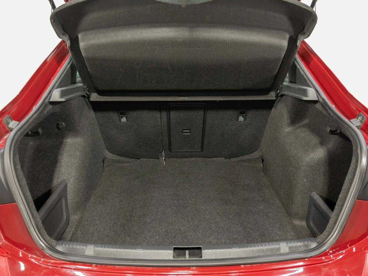 Volkswagen Polo с пробегом — 2021 год. Фото: #19