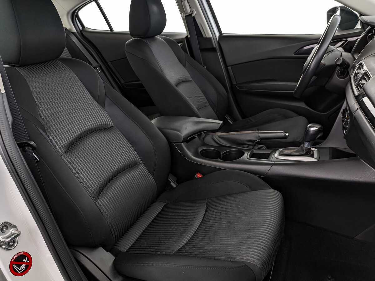 Mazda 3 с пробегом — 2014 год. Фото: #23