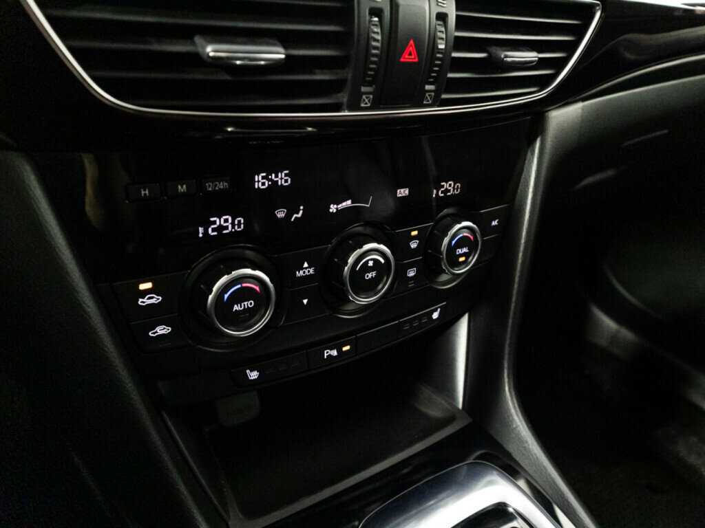 Mazda 6 с пробегом — 2013 год. Фото: #15