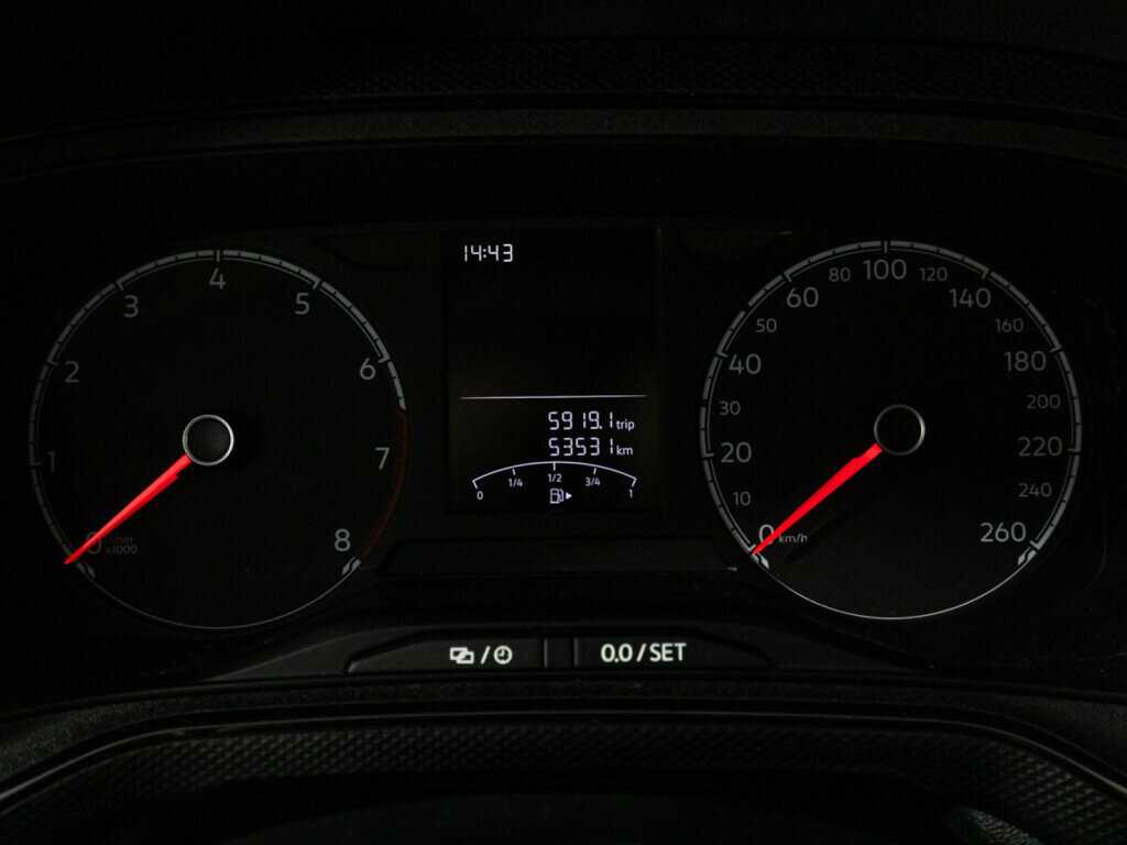 Volkswagen Polo с пробегом — 2020 год. Фото: #11