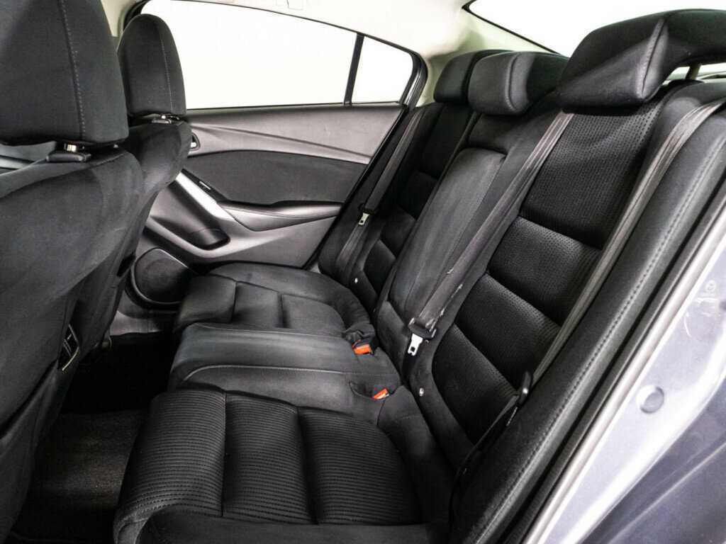 Mazda 6 с пробегом — 2015 год. Фото: #9