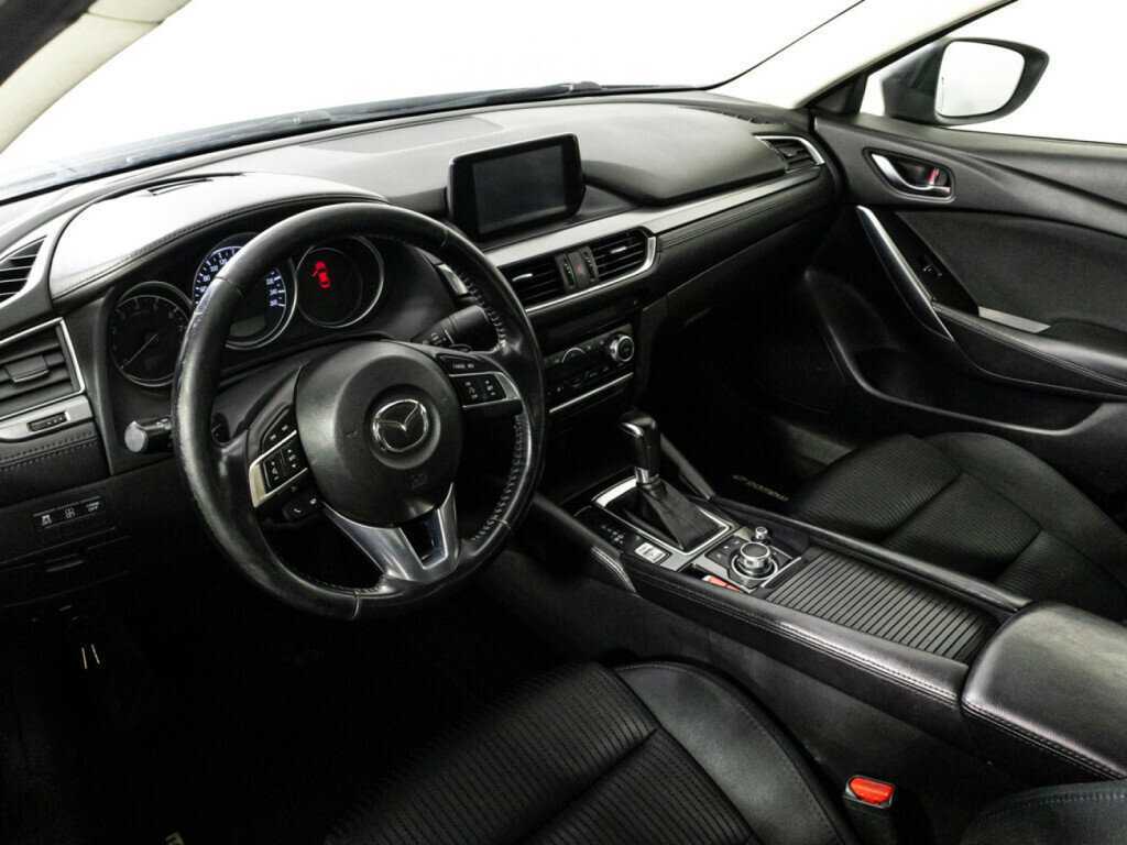 Mazda 6 с пробегом — 2015 год. Фото: #10