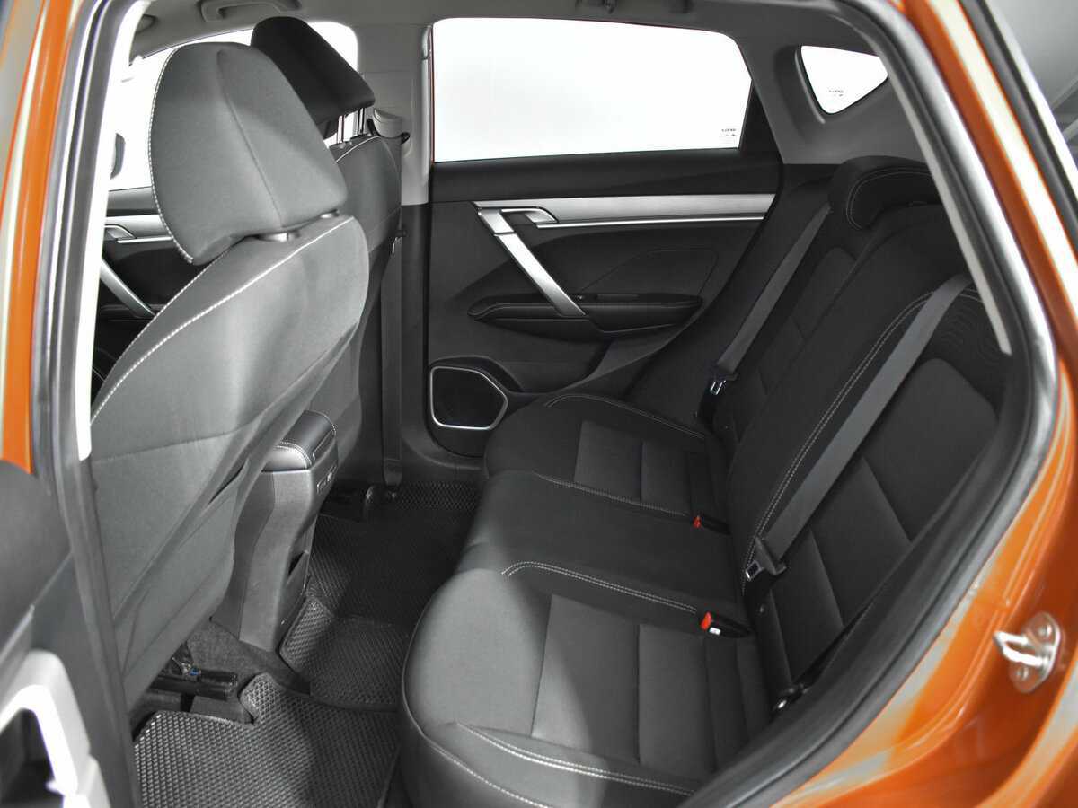 Geely Coolray с пробегом — 2020 год. Фото: #10