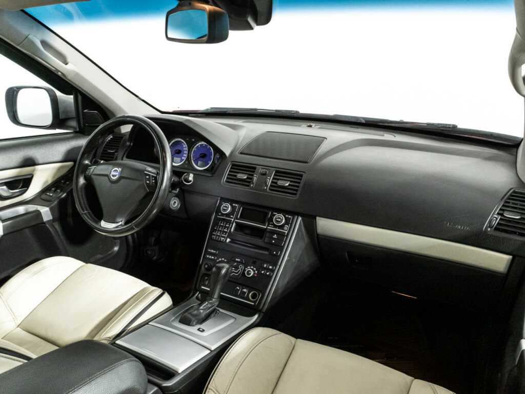 Volvo XC90 с пробегом — 2012 год. Фото: #8