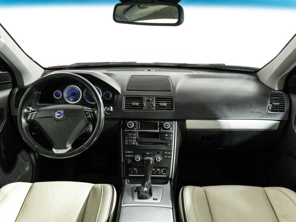 Volvo XC90 с пробегом — 2012 год. Фото: #12