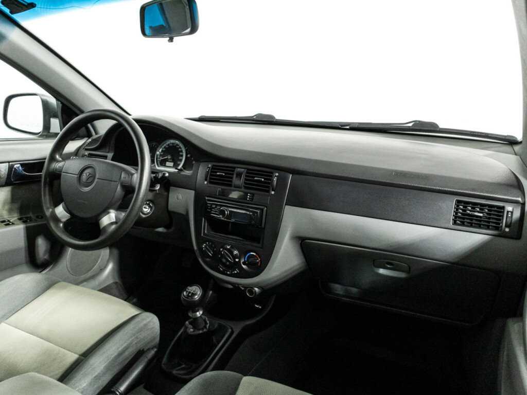 Daewoo Gentra с пробегом — 2014 год. Фото: #8