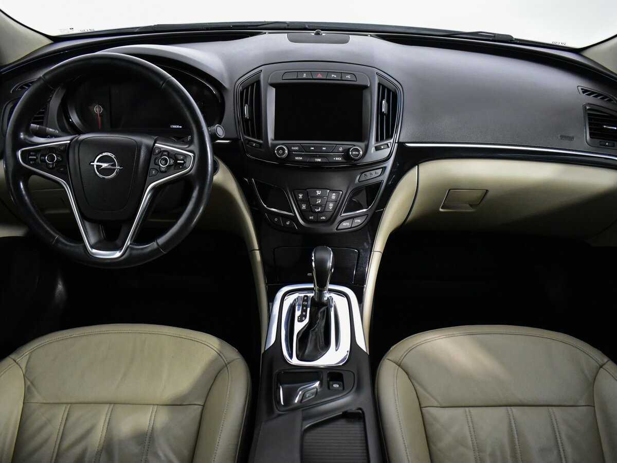 Opel Insignia с пробегом — 2014 год. Фото: #13