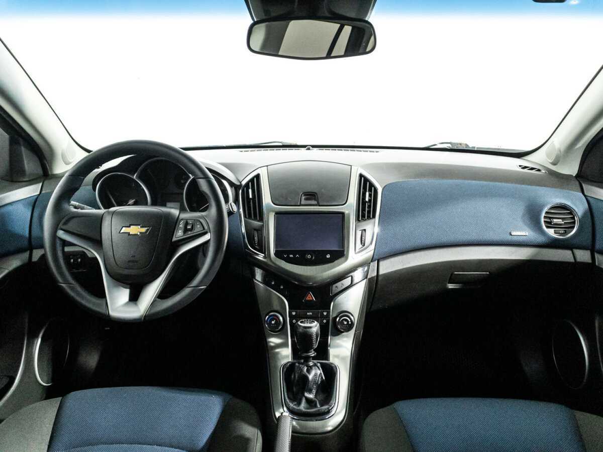 Chevrolet Cruze с пробегом — 2014 год. Фото: #12