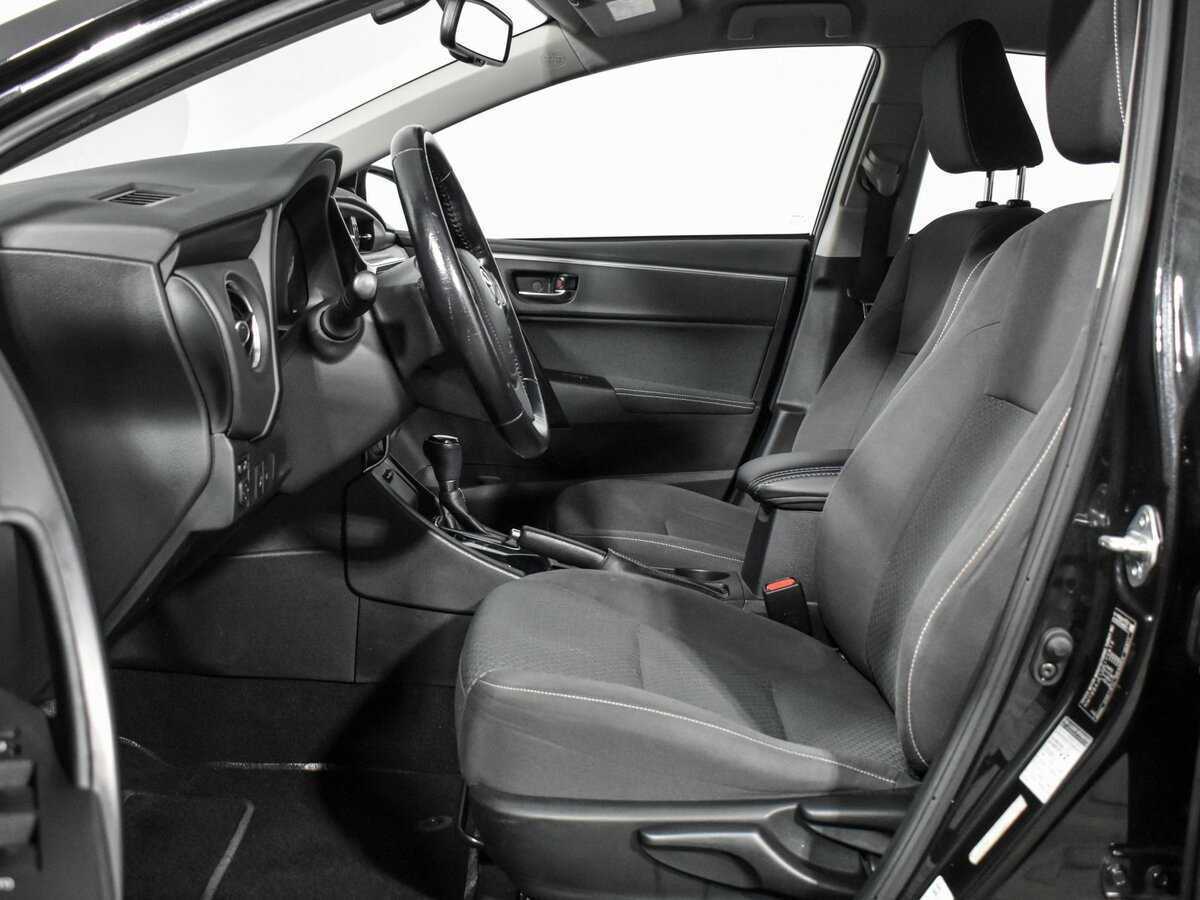 Toyota Corolla с пробегом — 2016 год. Фото: #9