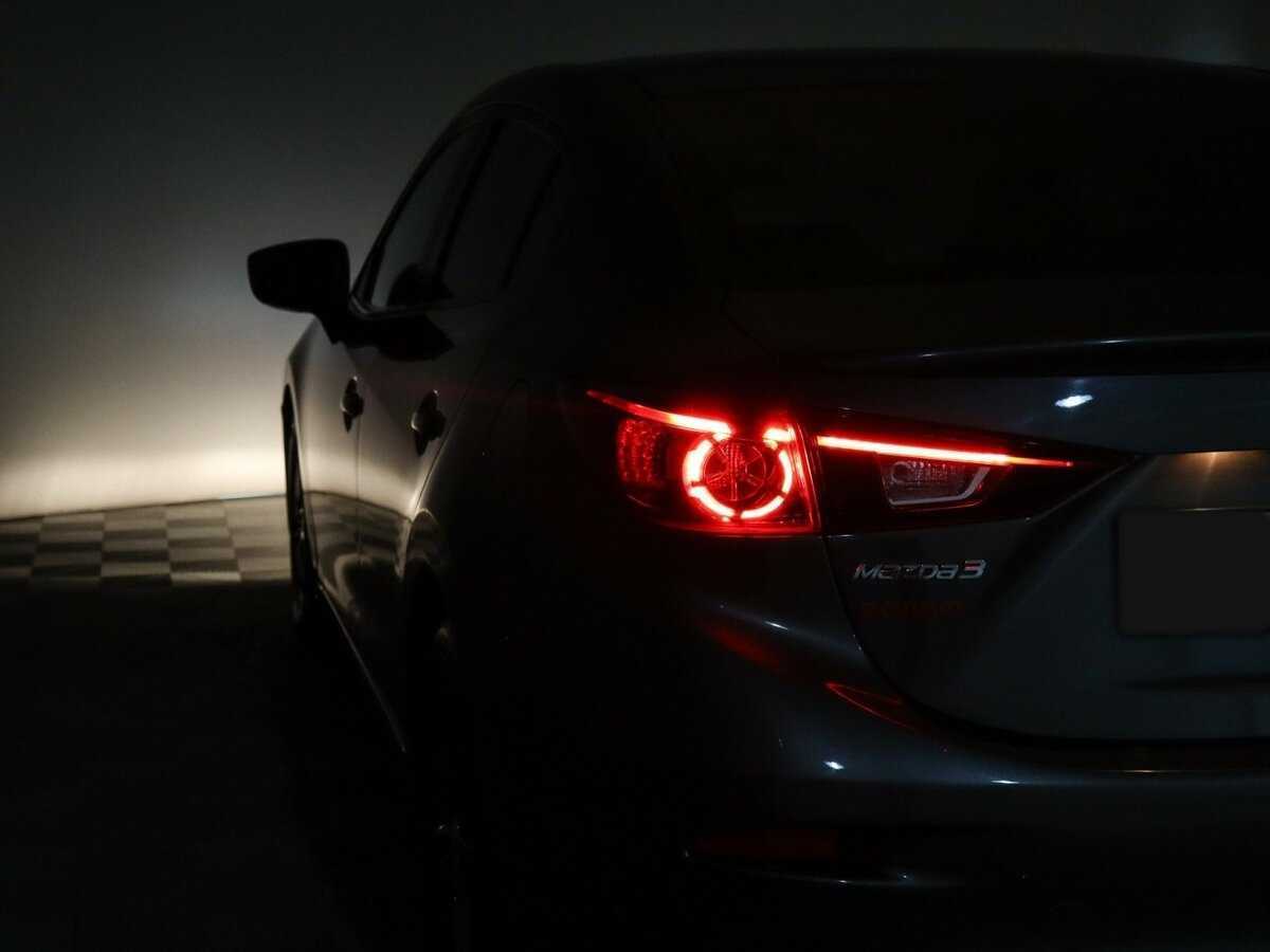 Mazda 3 с пробегом — 2014 год. Фото: #24