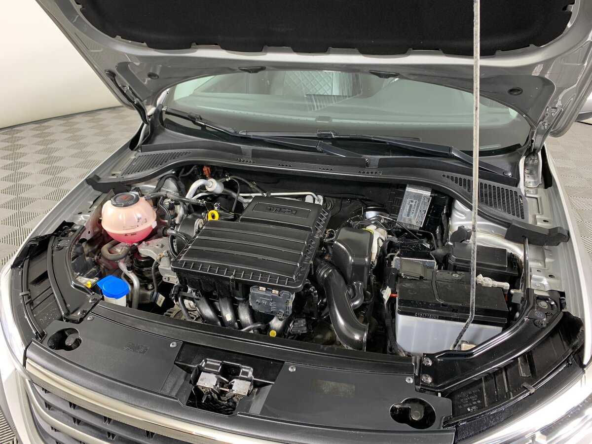 Volkswagen Polo с пробегом — 2022 год. Фото: #10