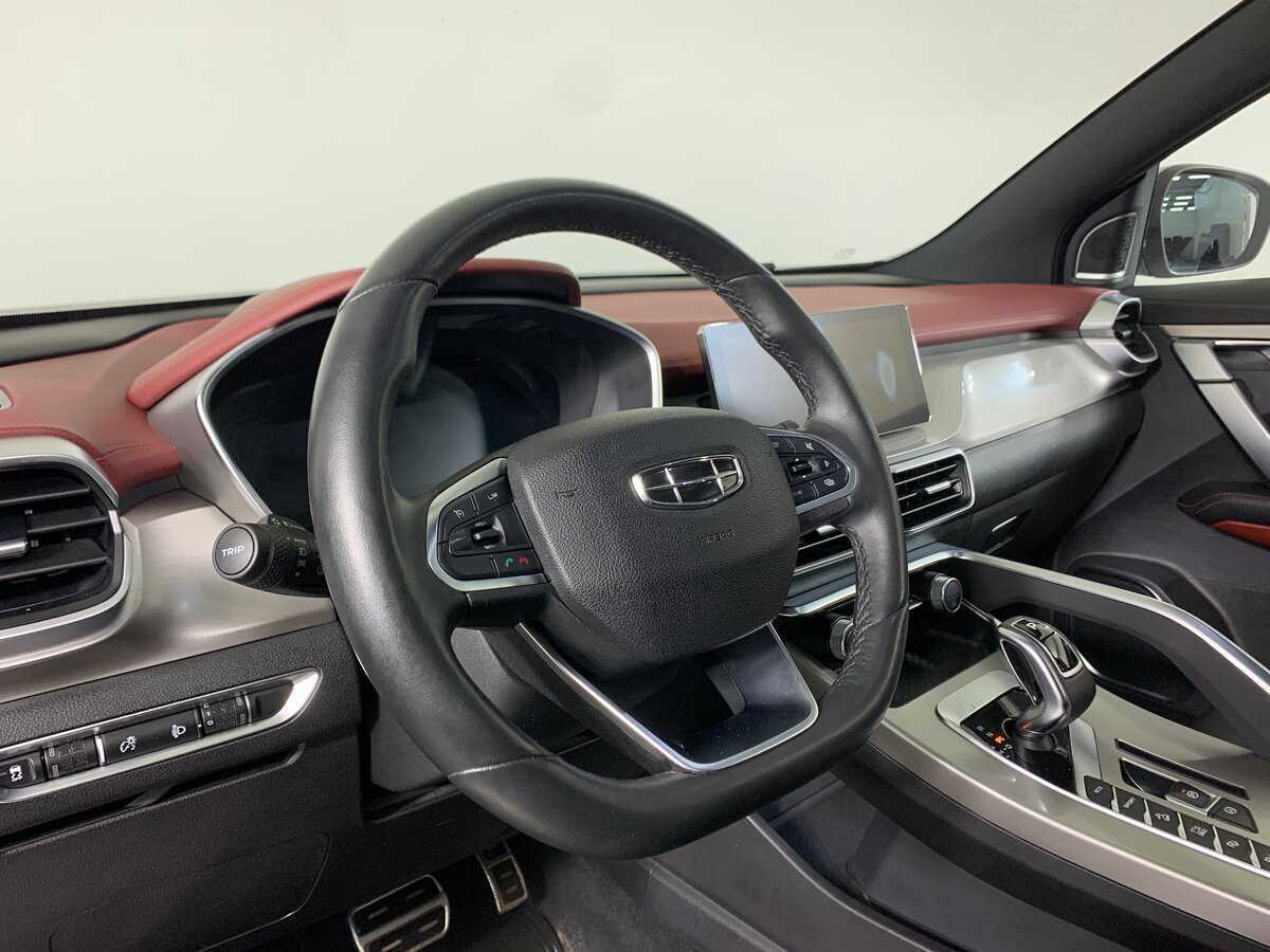 Geely Coolray с пробегом — 2021 год. Фото: #11