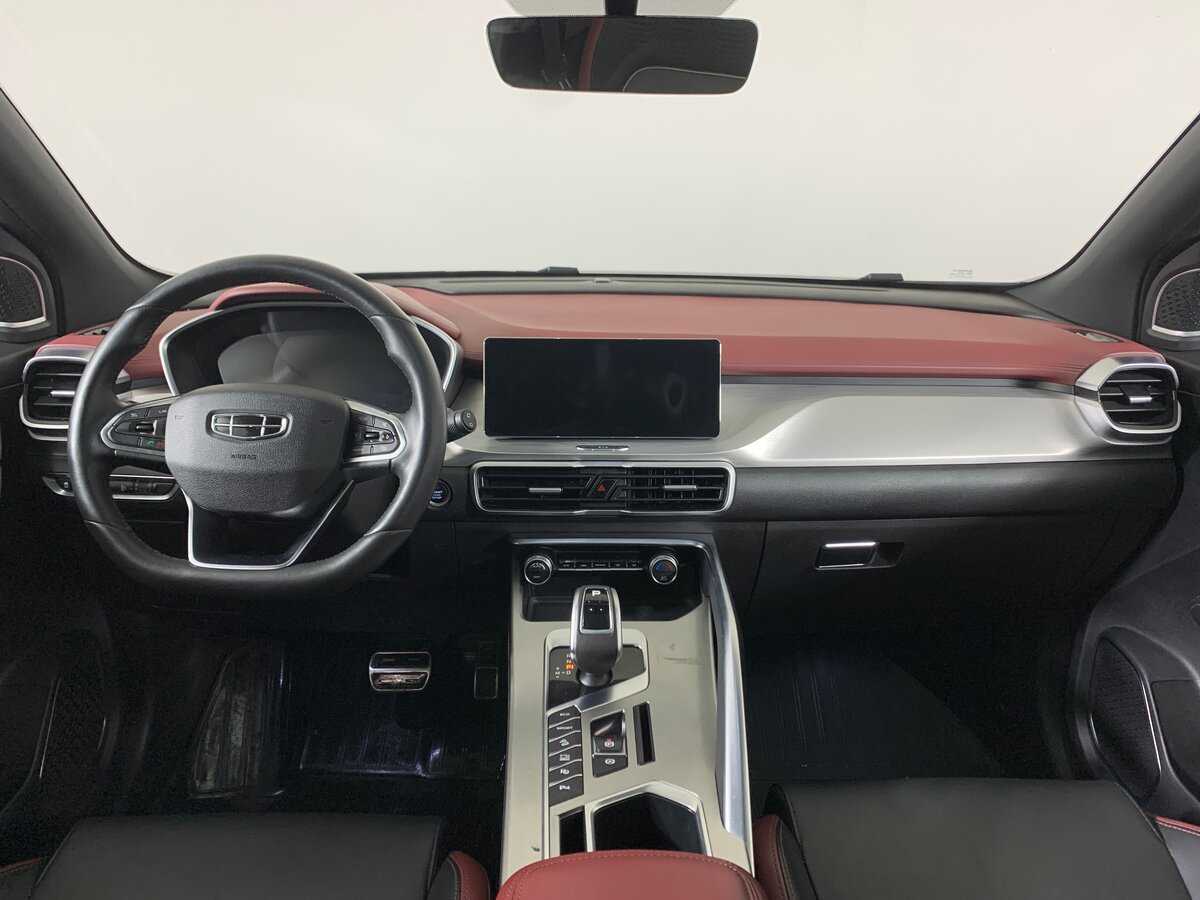 Geely Coolray с пробегом — 2021 год. Фото: #12