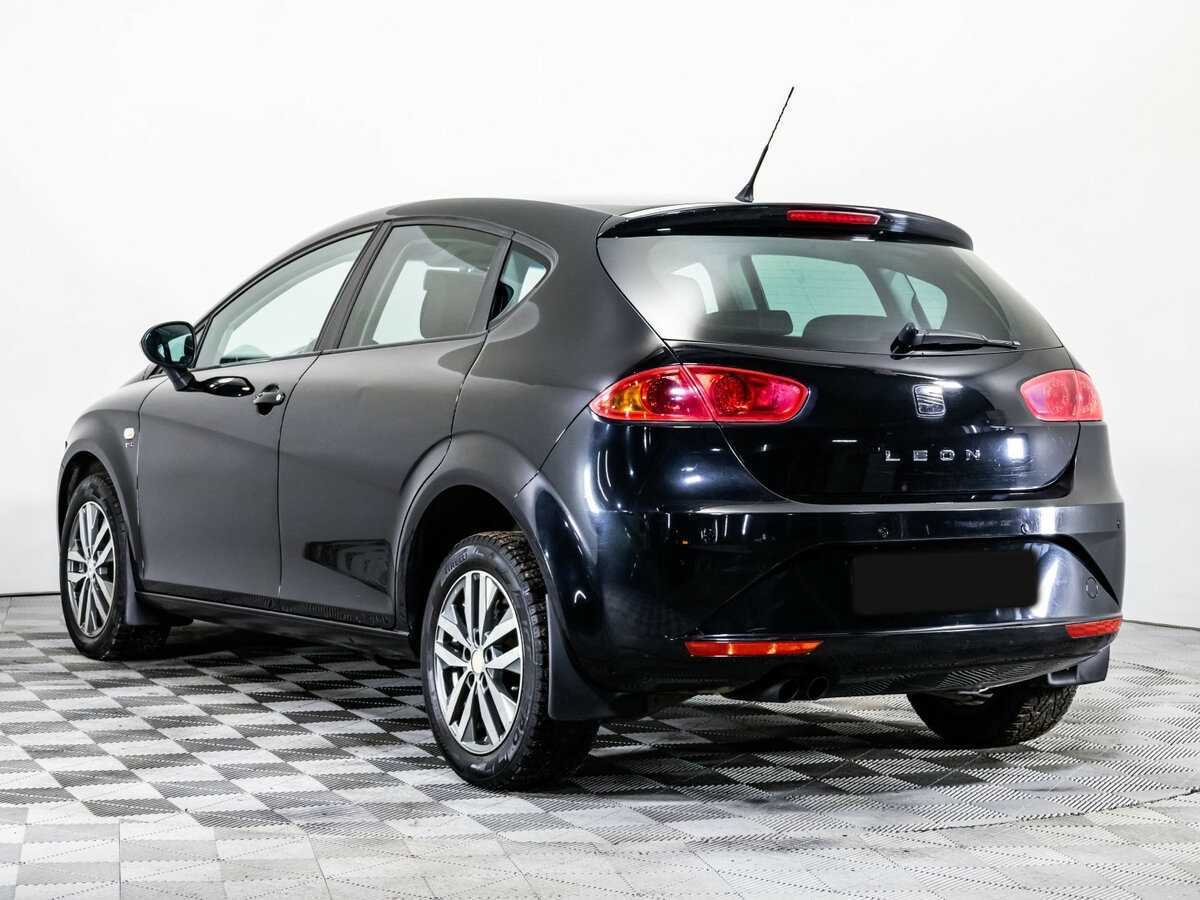 SEAT Leon с пробегом — 2012 год. Фото: #5