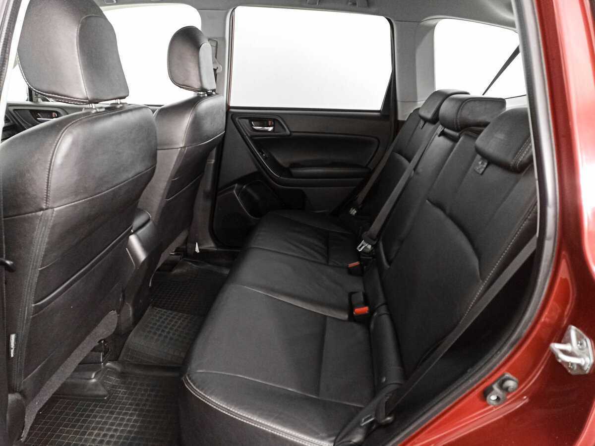 Subaru Forester с пробегом — 2013 год. Фото: #8