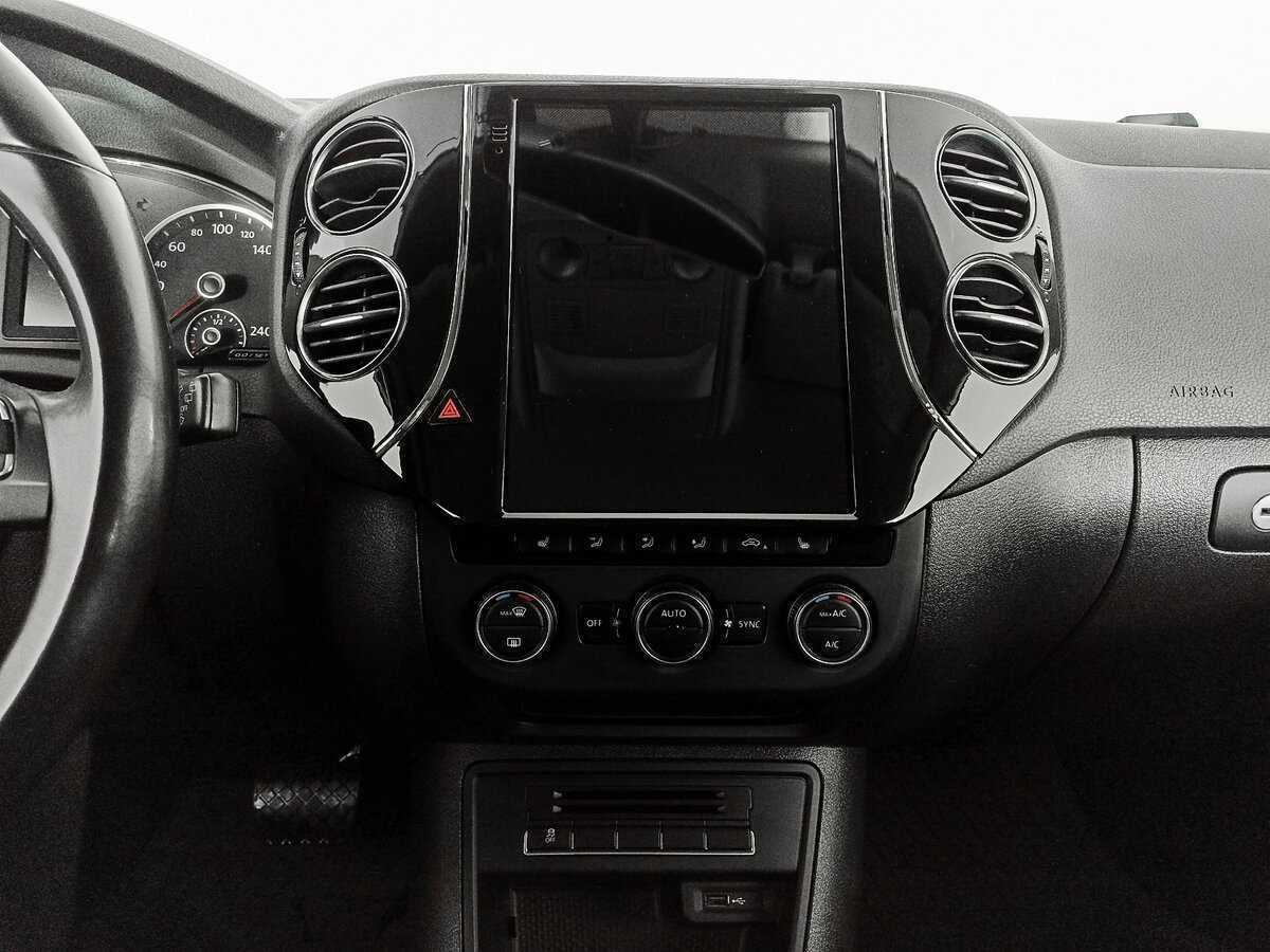 Volkswagen Tiguan с пробегом — 2016 год. Фото: #12