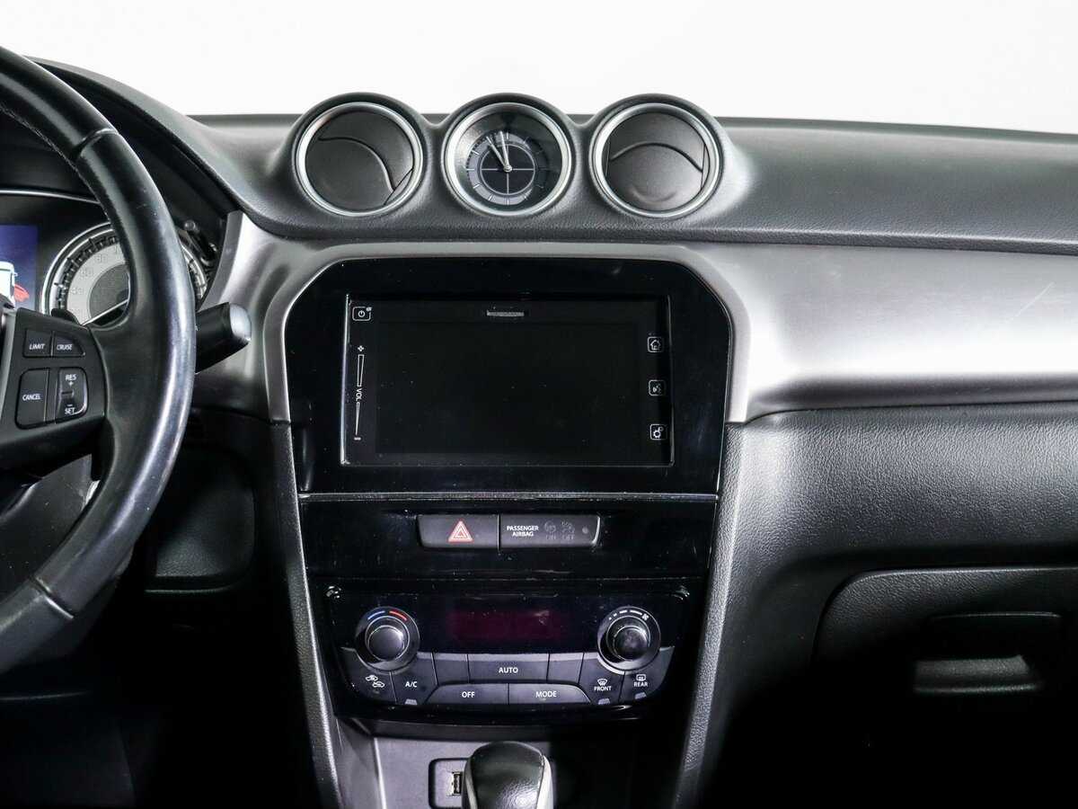 Suzuki Vitara с пробегом — 2020 год. Фото: #9