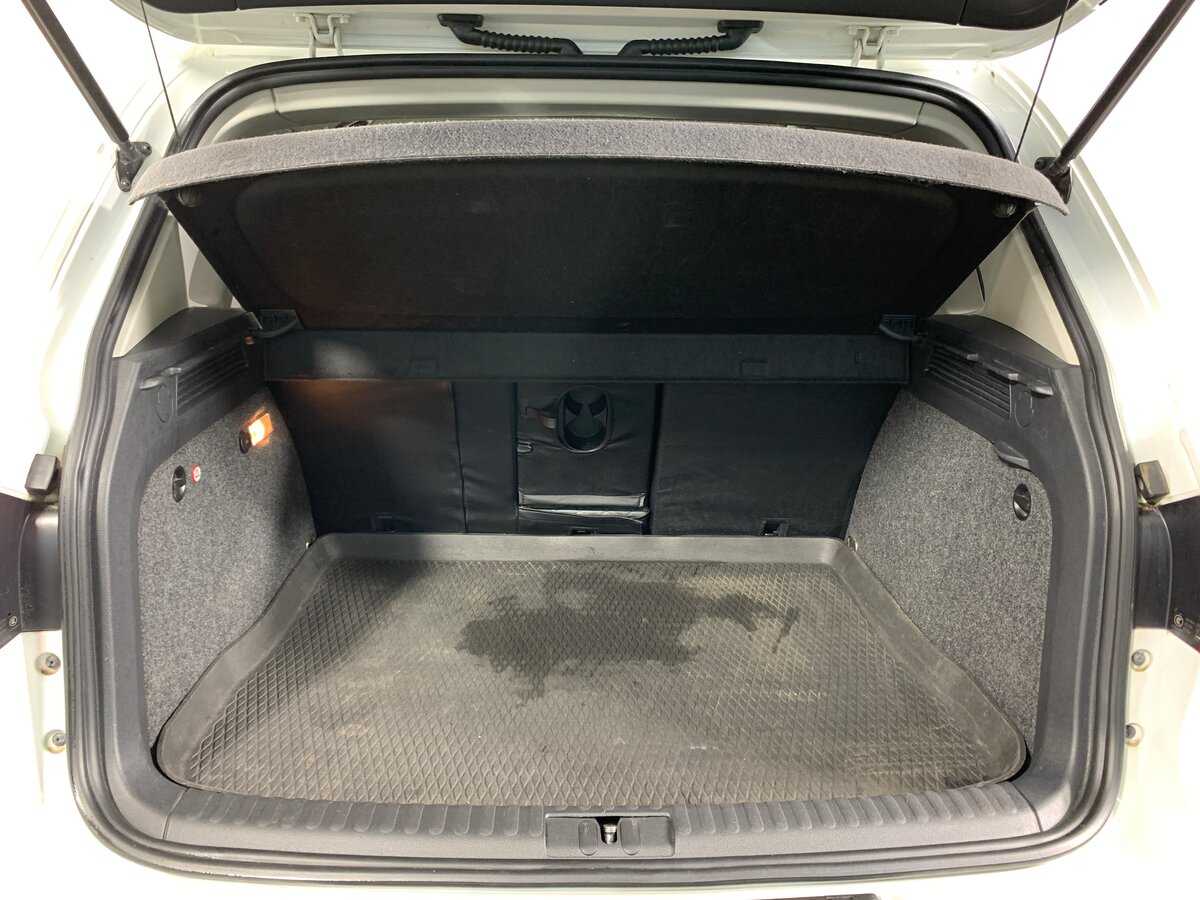 Volkswagen Tiguan с пробегом — 2015 год. Фото: #19