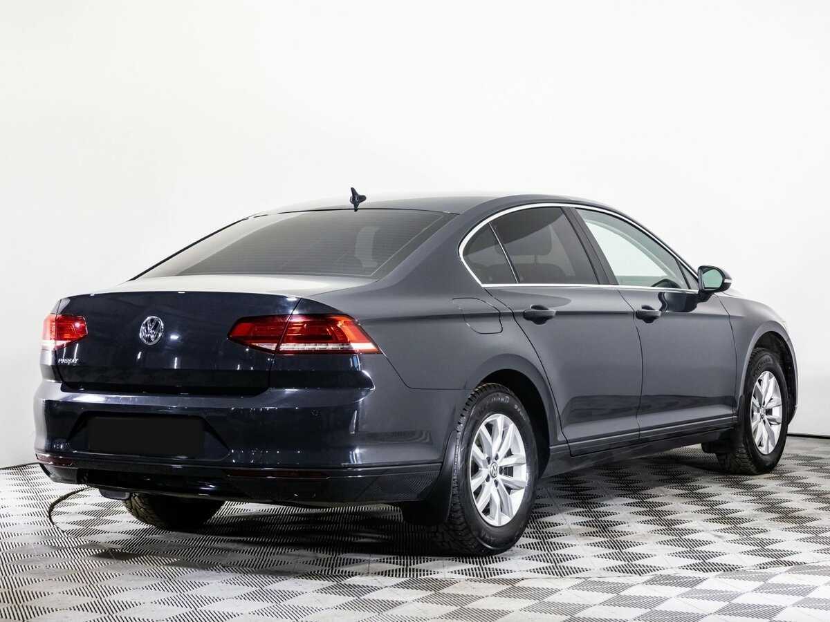 Volkswagen Passat с пробегом — 2018 год. Фото: #3