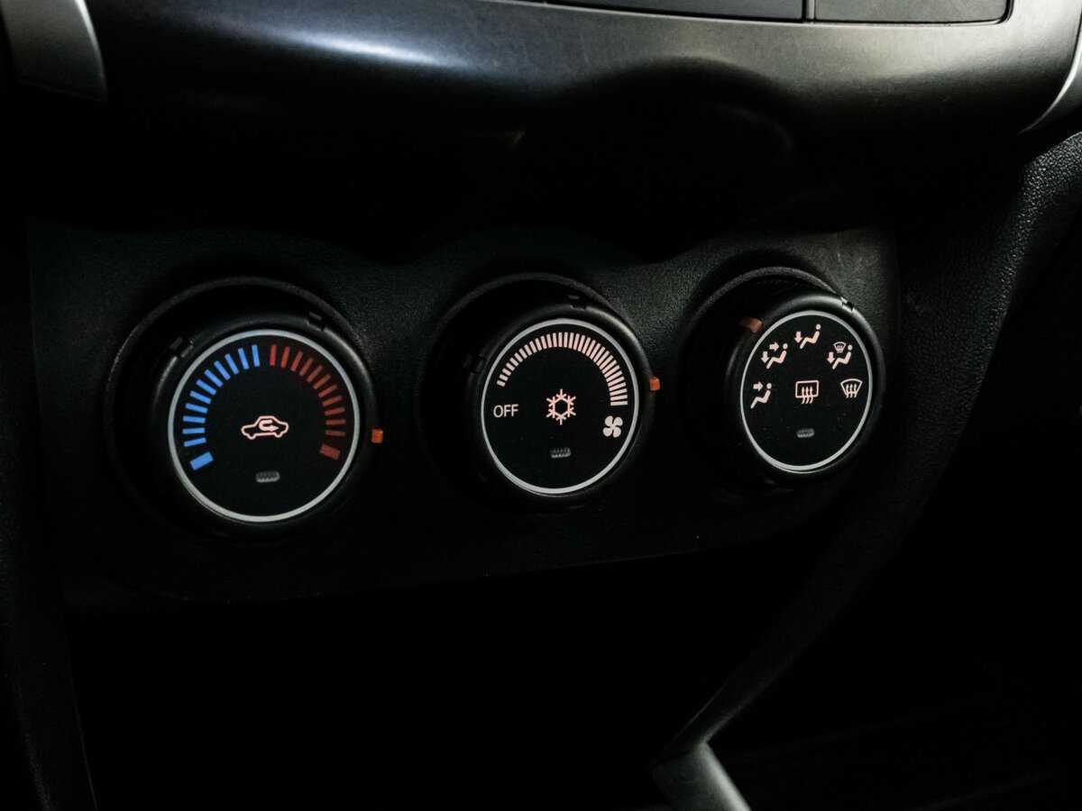 Mitsubishi ASX с пробегом — 2013 год. Фото: #11