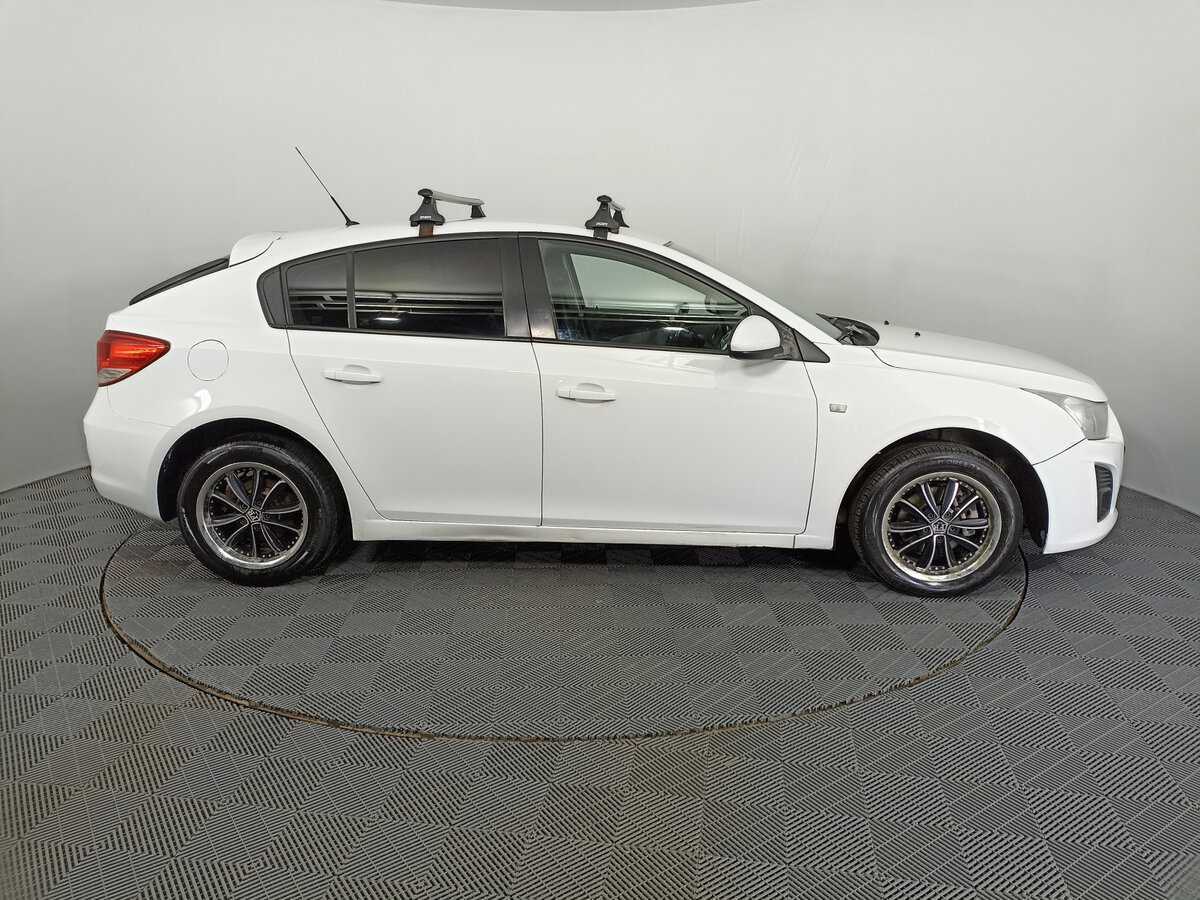 Chevrolet Cruze с пробегом — 2013 год. Фото: #3