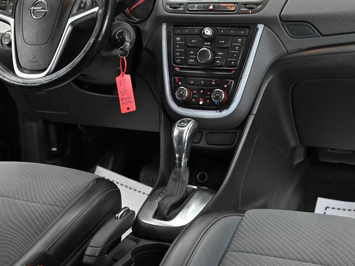 Opel Mokka с пробегом — 2013 год. Фото: #6