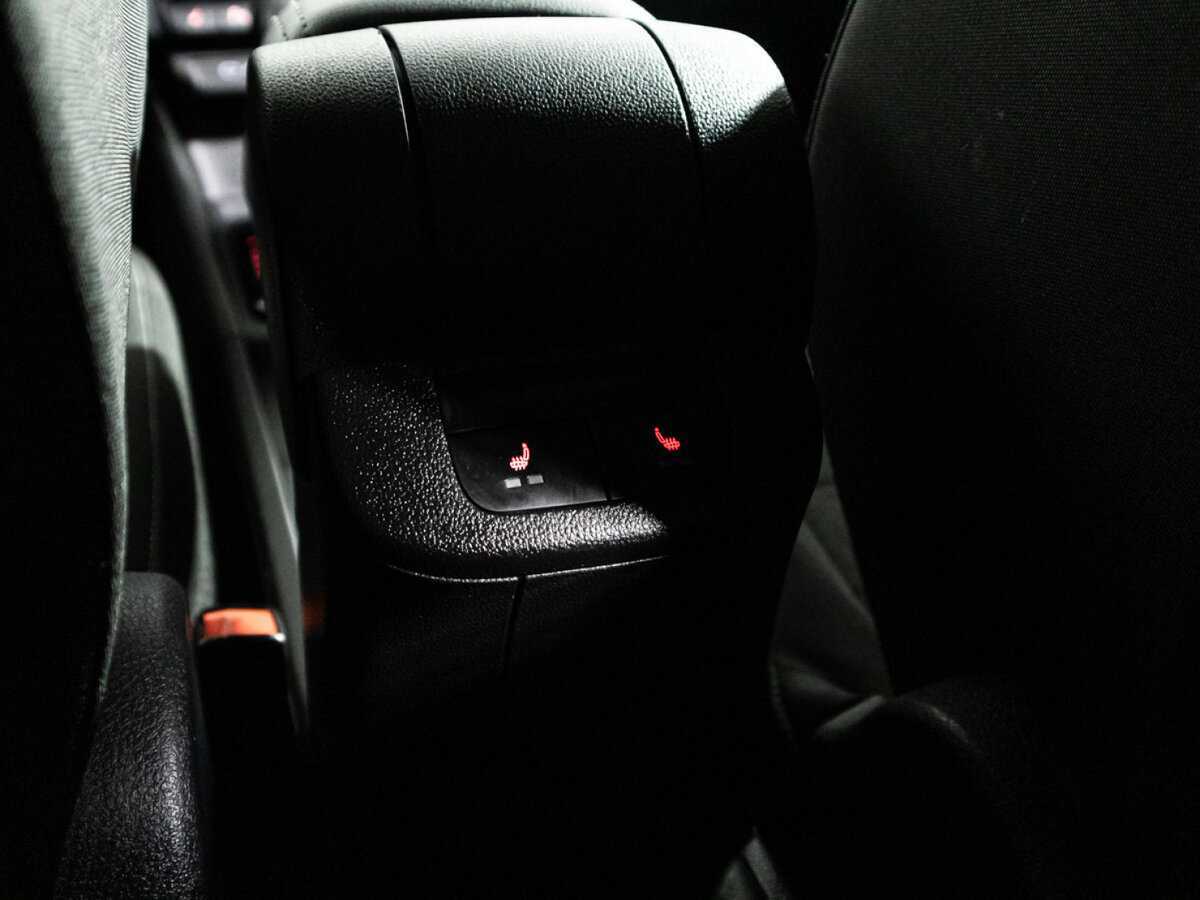 Volkswagen Polo с пробегом — 2021 год. Фото: #18