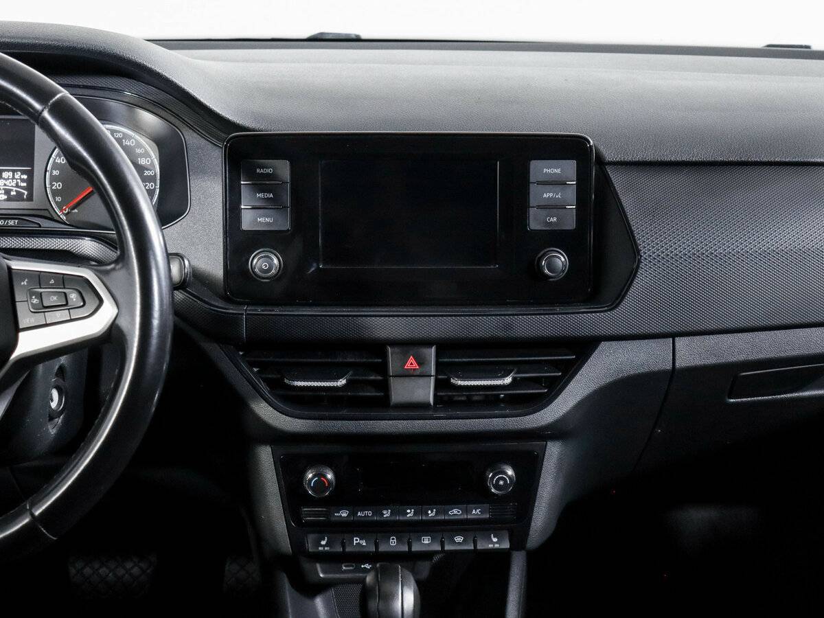 Volkswagen Polo с пробегом — 2021 год. Фото: #9