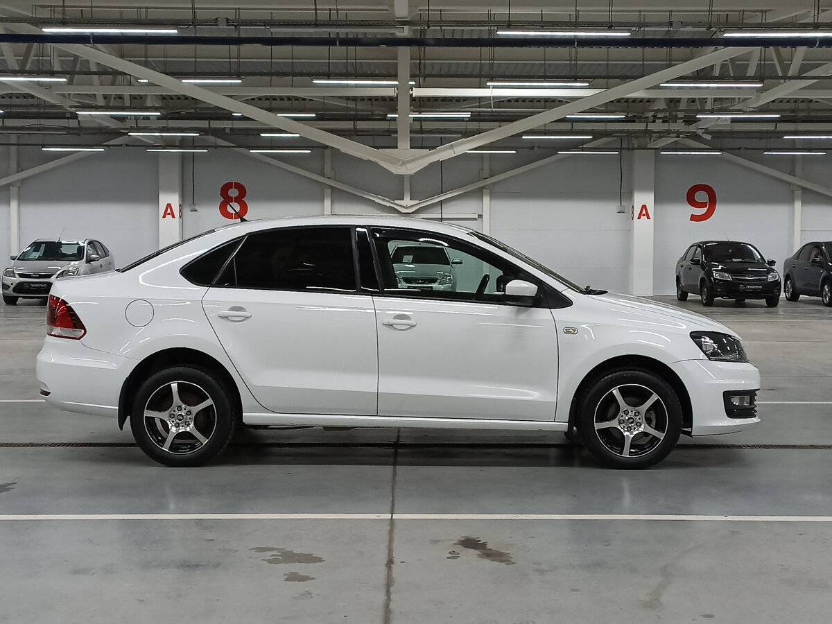 Volkswagen Polo с пробегом — 2016 год. Фото: #3