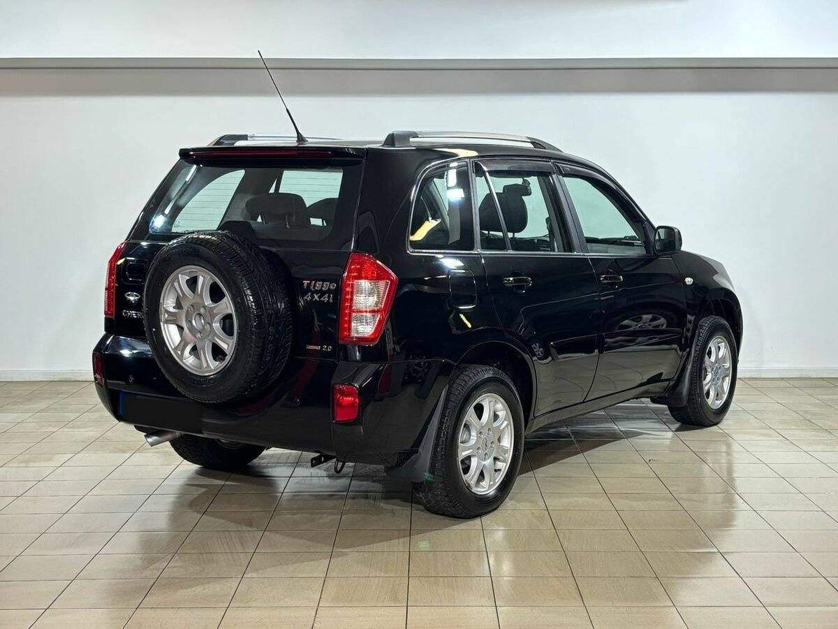 Chery Tiggo (T11) с пробегом — 2014 год. Фото: #3