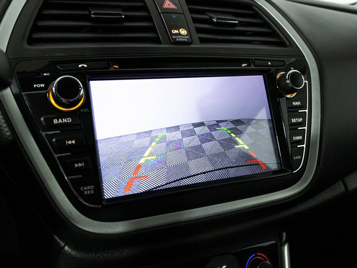 Suzuki SX4 с пробегом — 2014 год. Фото: #16