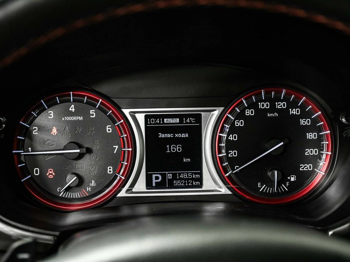 Suzuki Vitara с пробегом — 2016 год. Фото: #9