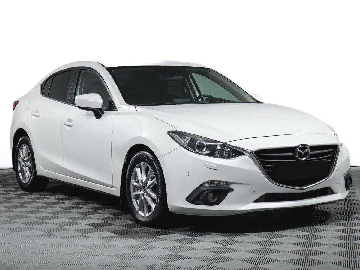 Mazda 3 с пробегом — 2016 год. Фото: #2