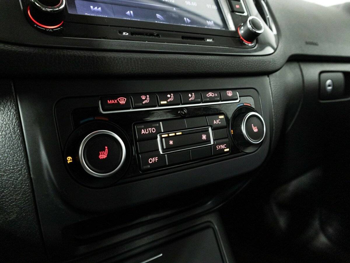 Volkswagen Tiguan с пробегом — 2014 год. Фото: #17