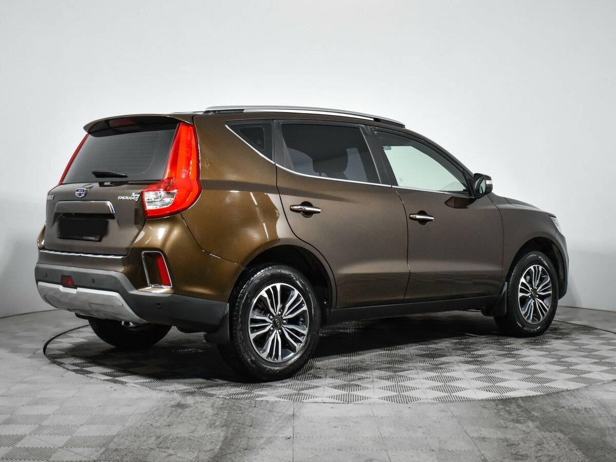 Geely Emgrand X7 с пробегом — 2021 год. Фото: #4