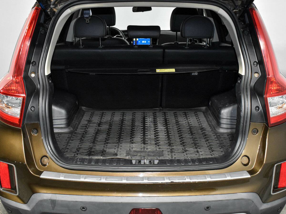 Geely Emgrand X7 с пробегом — 2021 год. Фото: #21