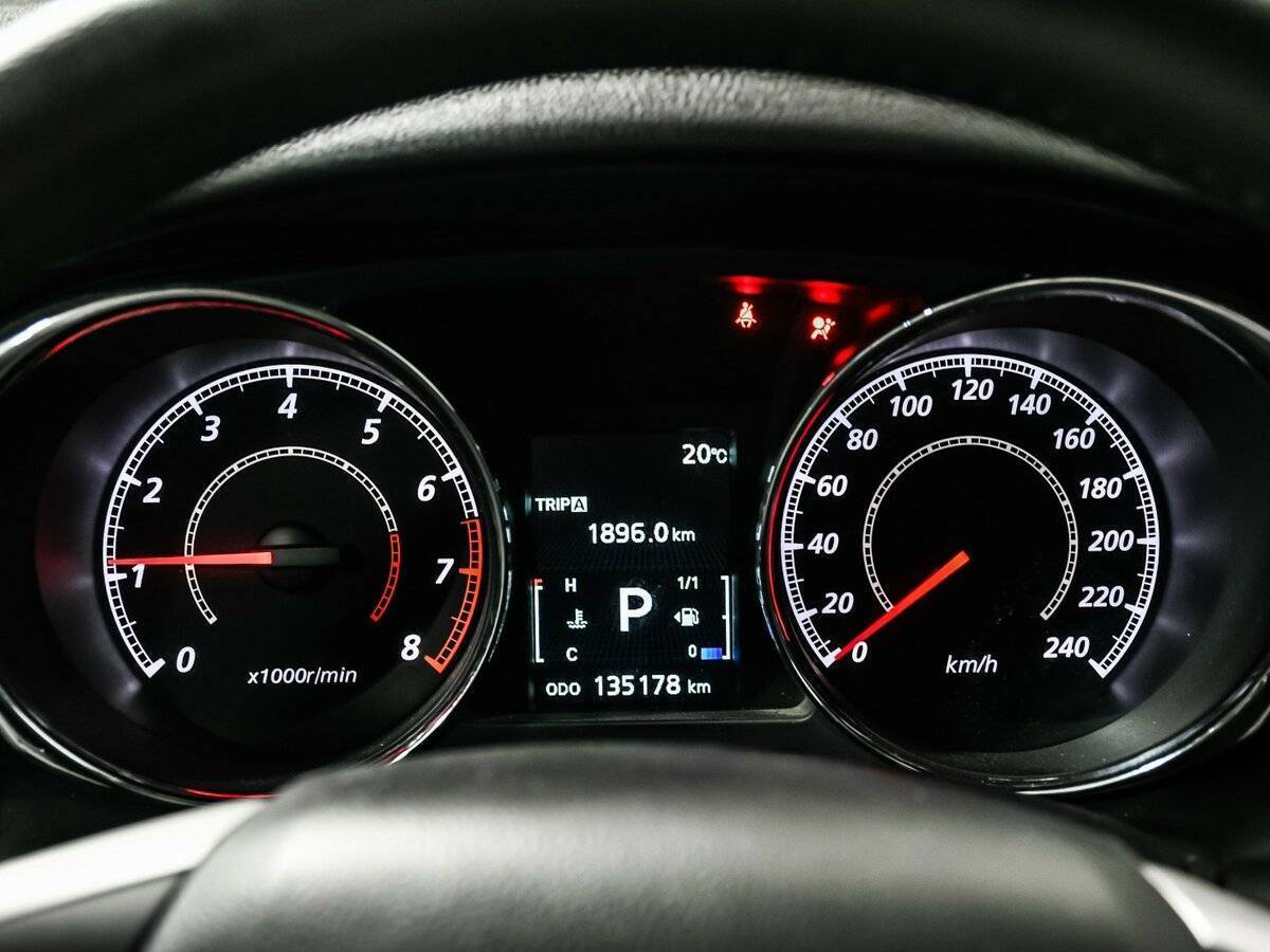 Mitsubishi ASX с пробегом — 2014 год. Фото: #9