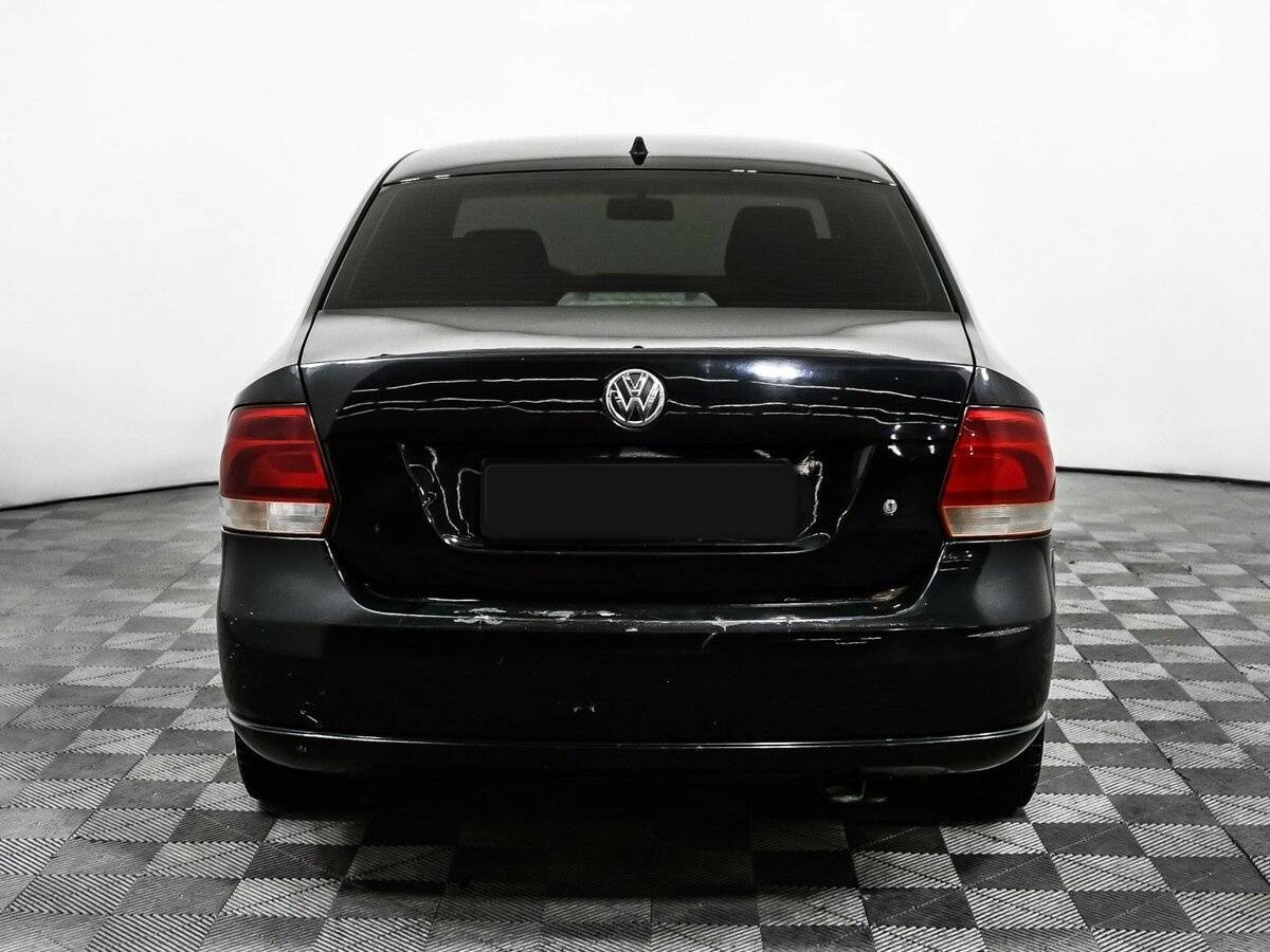 Volkswagen Polo с пробегом — 2012 год. Фото: #5