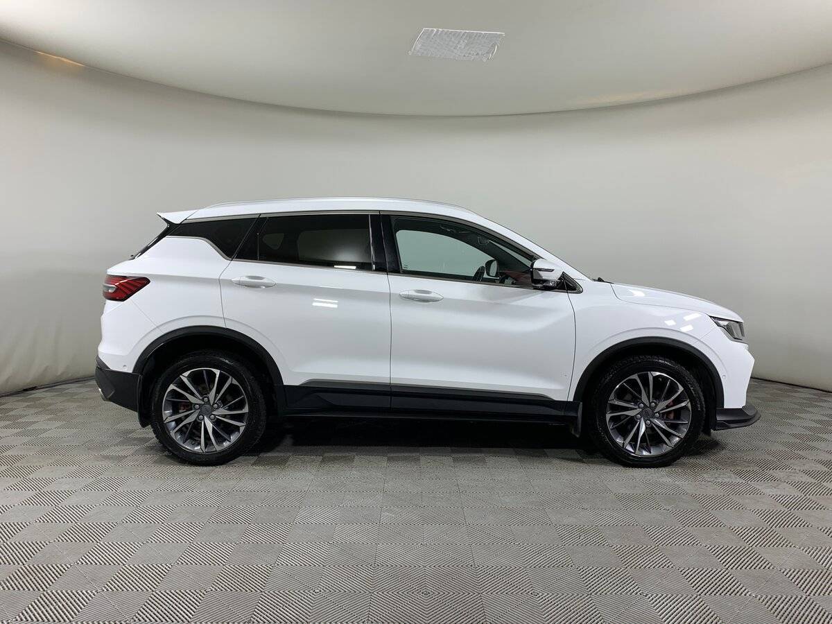 Geely Coolray с пробегом — 2020 год. Фото: #3