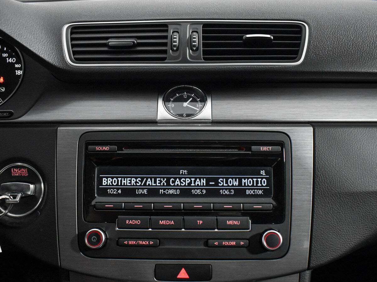 Volkswagen Passat с пробегом — 2012 год. Фото: #14