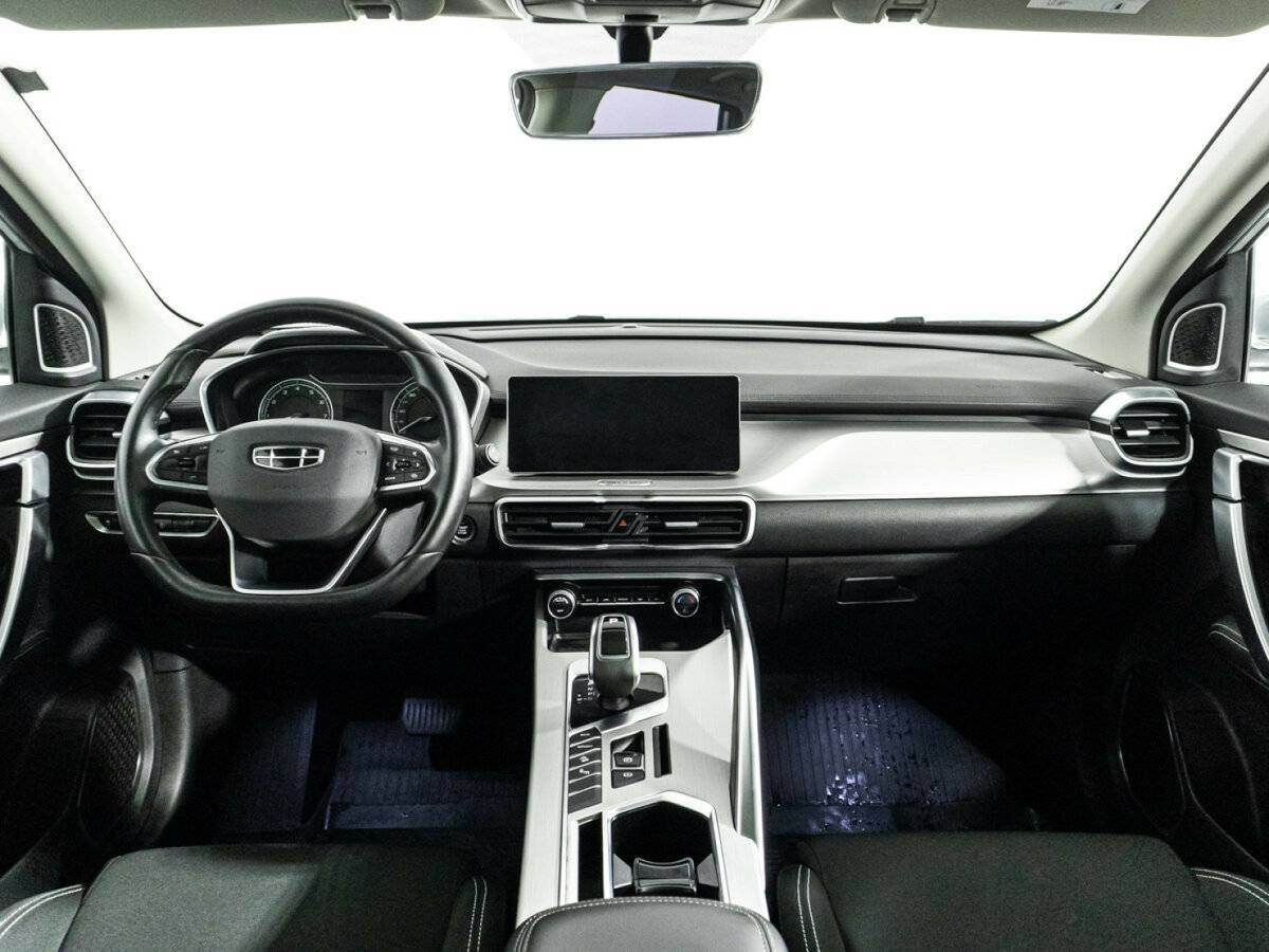 Geely Coolray с пробегом — 2021 год. Фото: #13