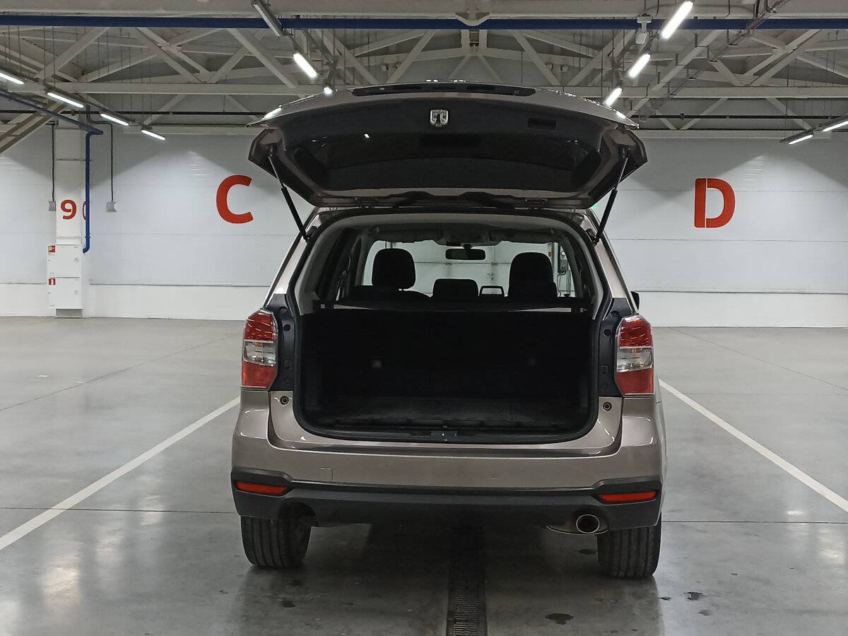 Subaru Forester с пробегом — 2014 год. Фото: #9