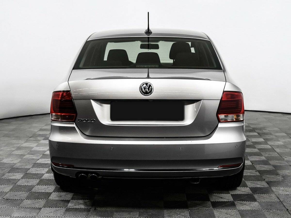 Volkswagen Polo с пробегом — 2018 год. Фото: #5